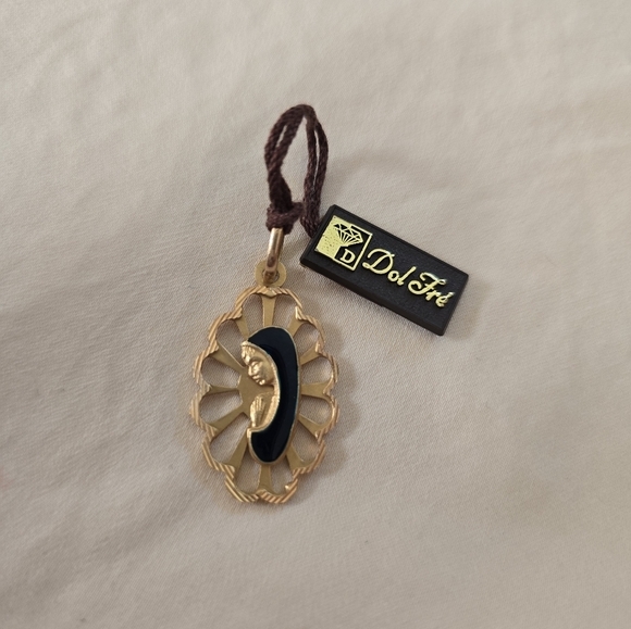 Virgin Mary/Madonna pendent, crafted in 18K yellow gold. - Picture 2 of 5